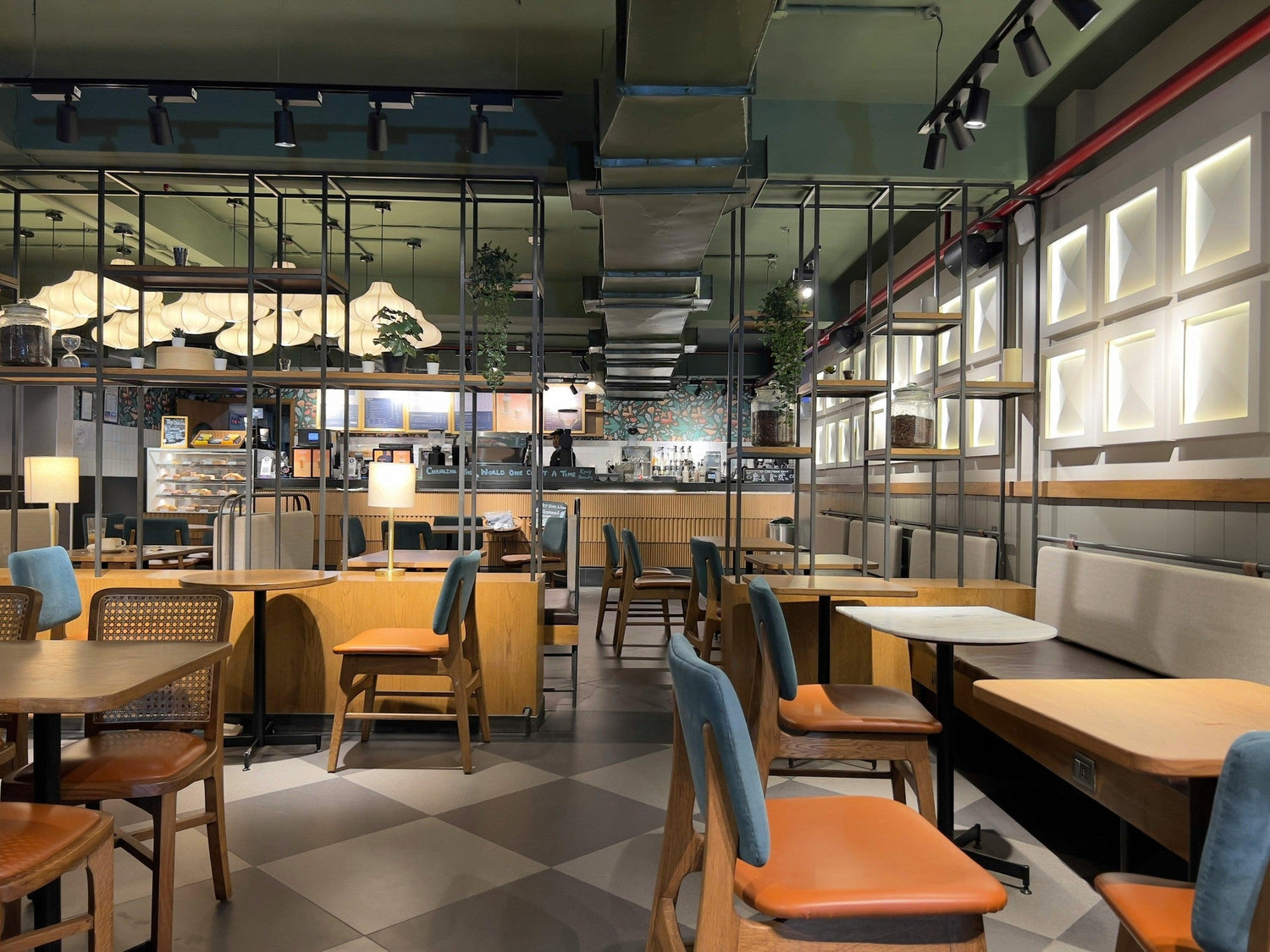 Ompolstring af Spisebordsstole - Pris og Kvalitet - kurvemagerne