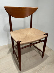 Brugt Hvidt & Mølgaard HM1 stol i (teaktræ)